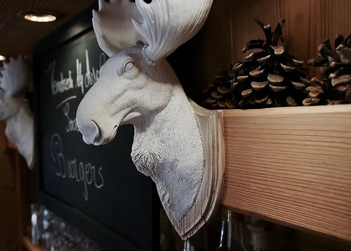 Le Jalouvre Hotel 3*